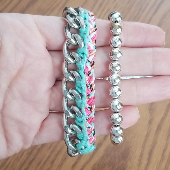 Lot of 2 silver tone bracelets - Picture 2 of 2